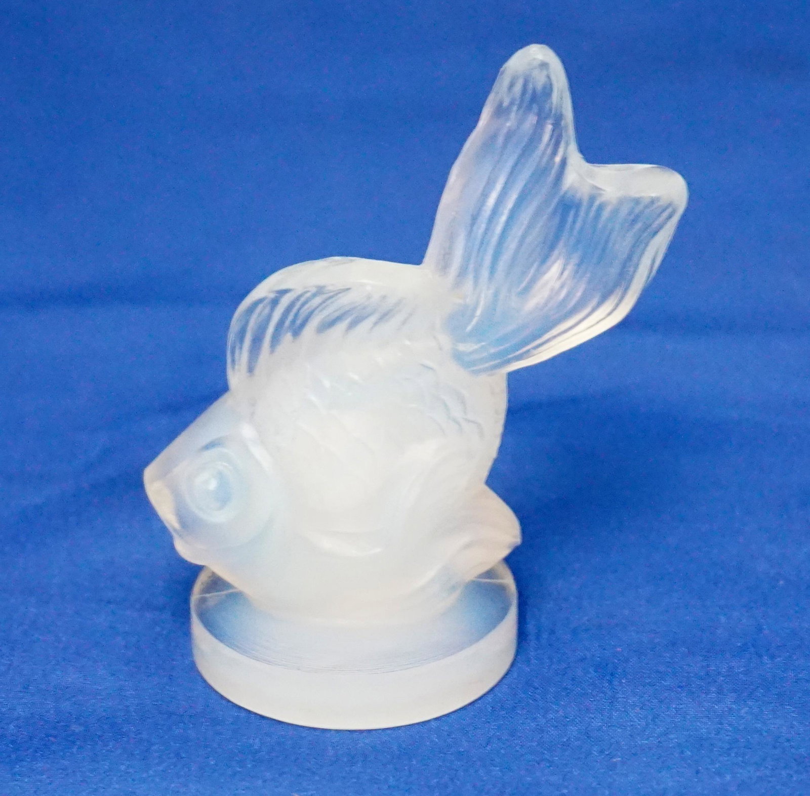 SABINO GLASS GOLDFISH: Mid 20th c. Sabino Glass Goldfish. Measures 2 1/2". Weight 2 oz. PROVENANCE: A Private Charleston SC Estate.