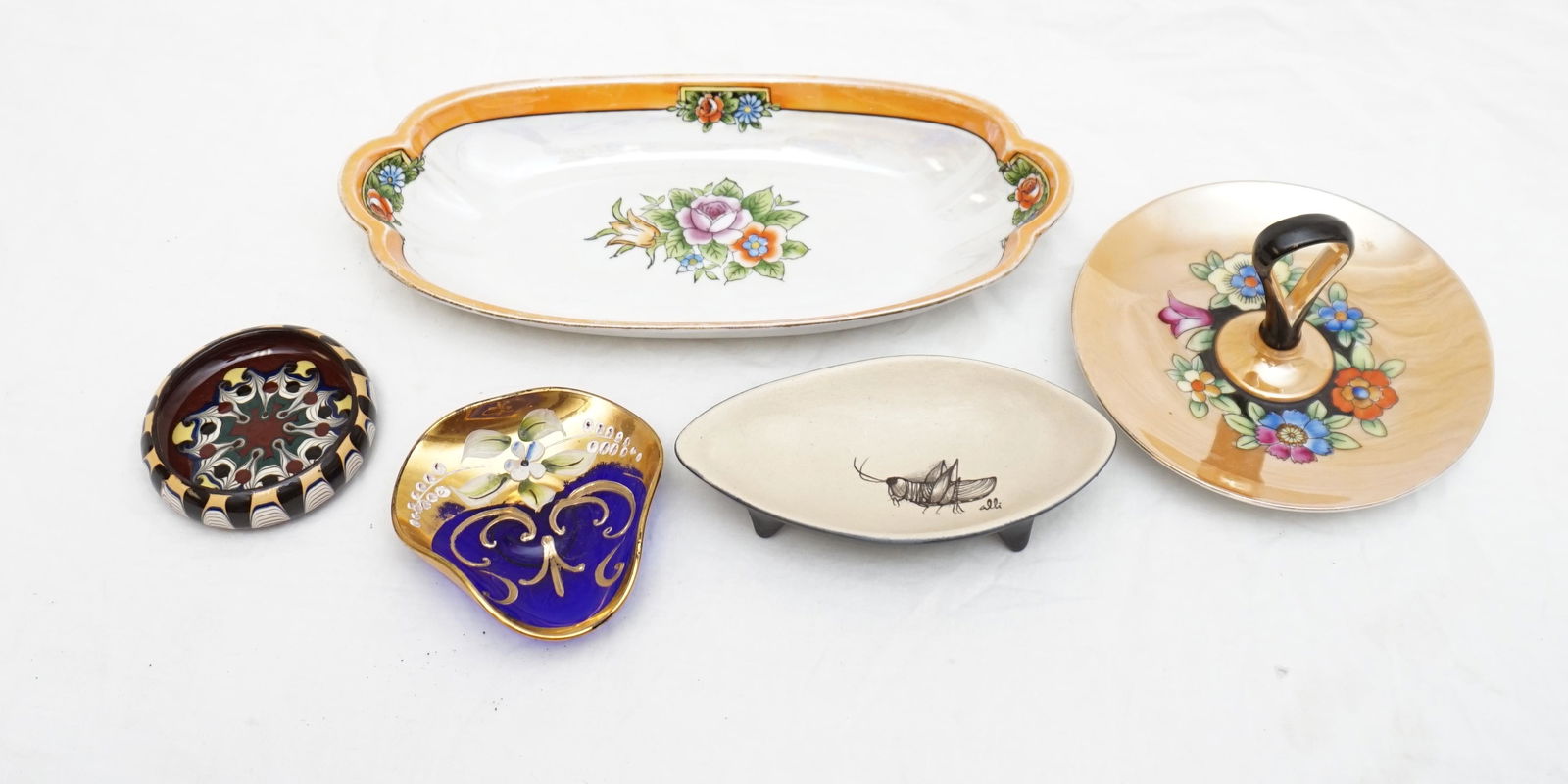 5 pc POTTERY / PORCELAIN / GLASS GROUPING (1 of 8)