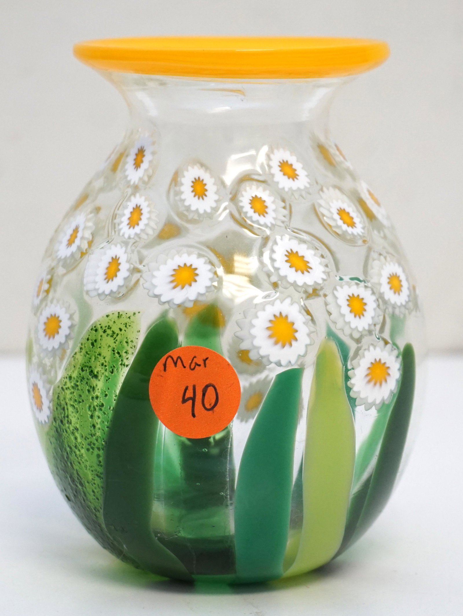 MAD ART STUDIOS MILLEFIORI DAISY ART GLASS VASE (1 of 5)