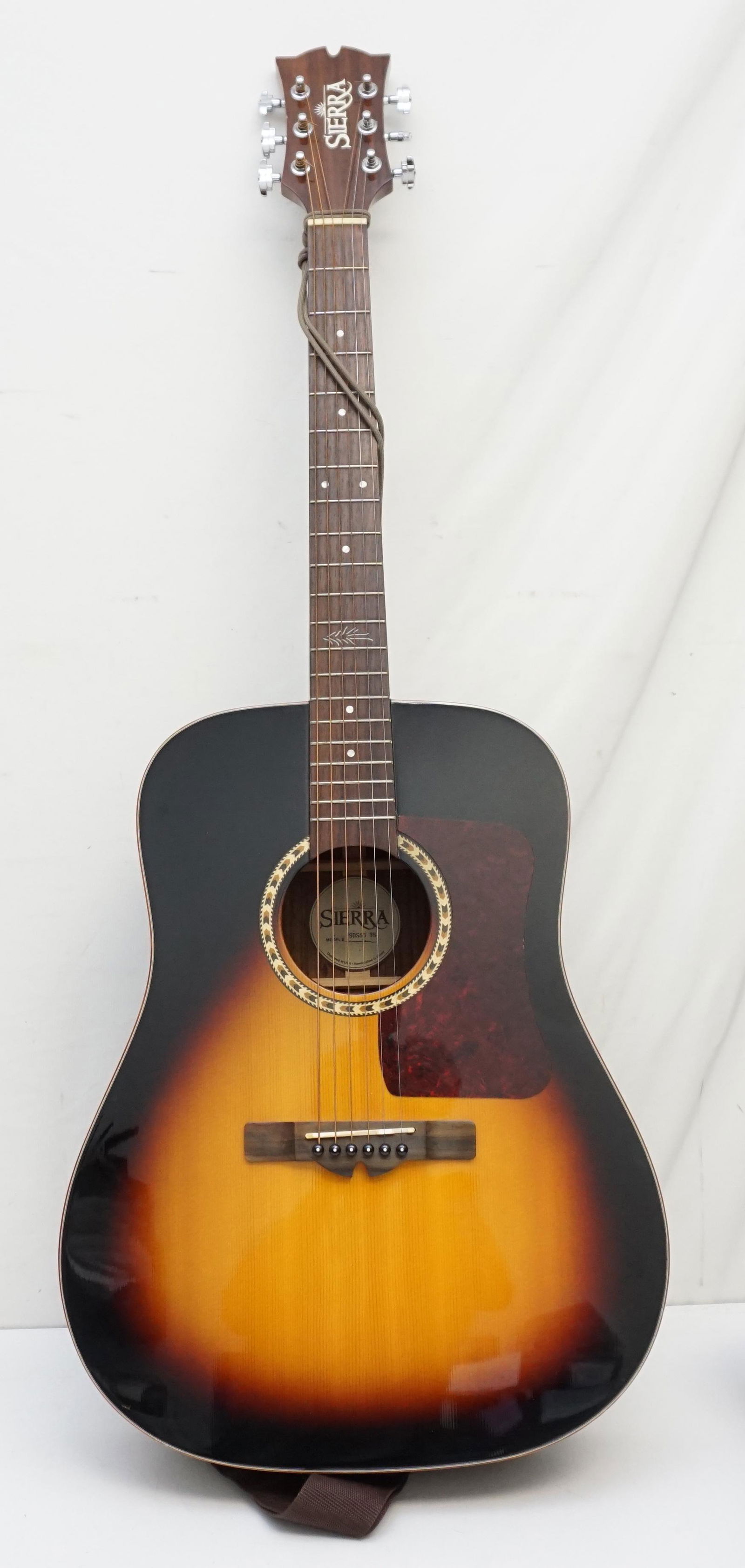 SIERRA SDS55TS VINTAGE SUNBURST ACOUSTIC GUITAR (1 of 6)