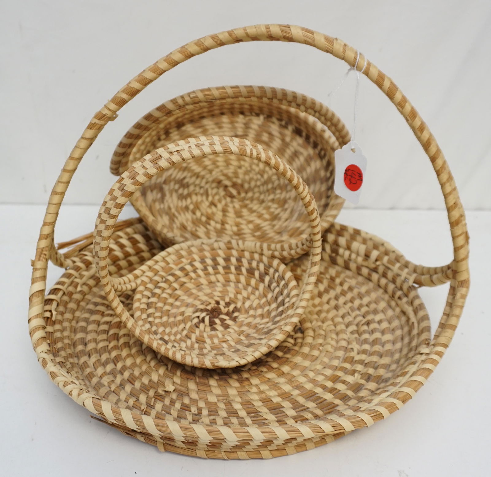 3 CHARLESTON SWEETGRASS BASKETS (1 of 5)