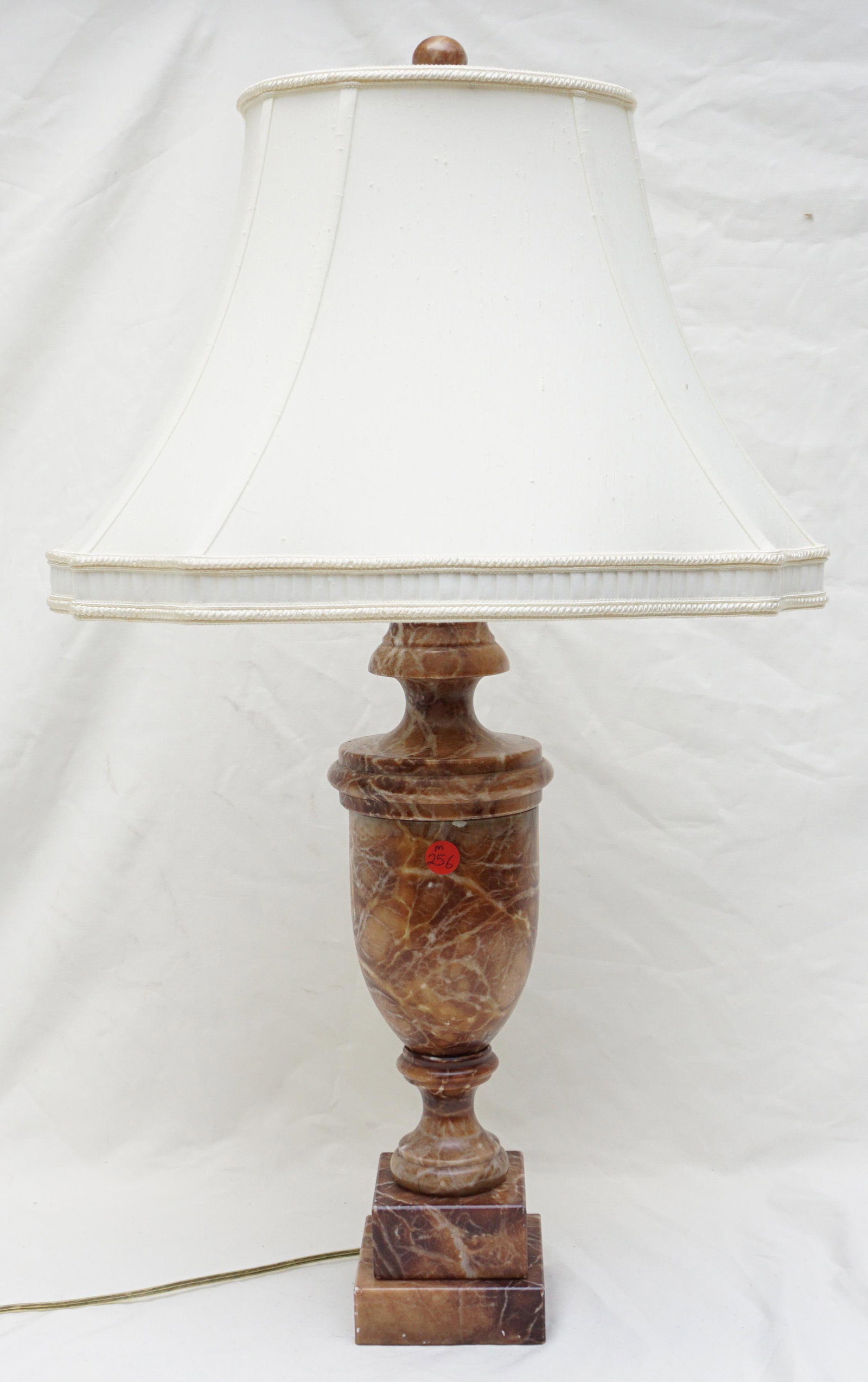 VINTAGE RED MARBLE URN LAMP (1 of 5)