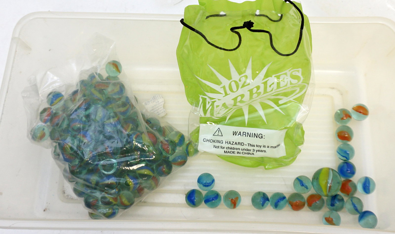 LARGE GROUPING VINTAGE CATS EYE MARBLES (1 of 3)