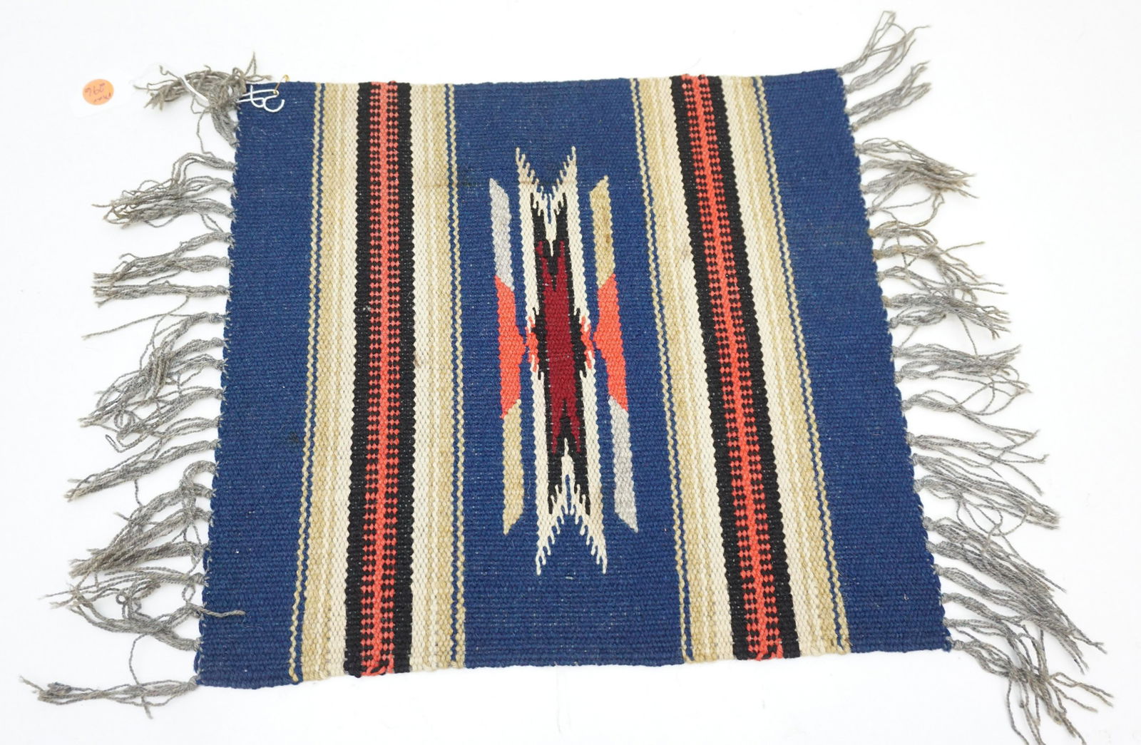 SMALL HAND WOVEN NAVAJO RUG (1 of 3)