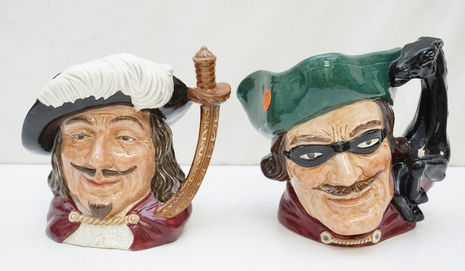 2 VINTAGE TOBY MUGS PORTHOS & DICK TURPIN (1 of 8)