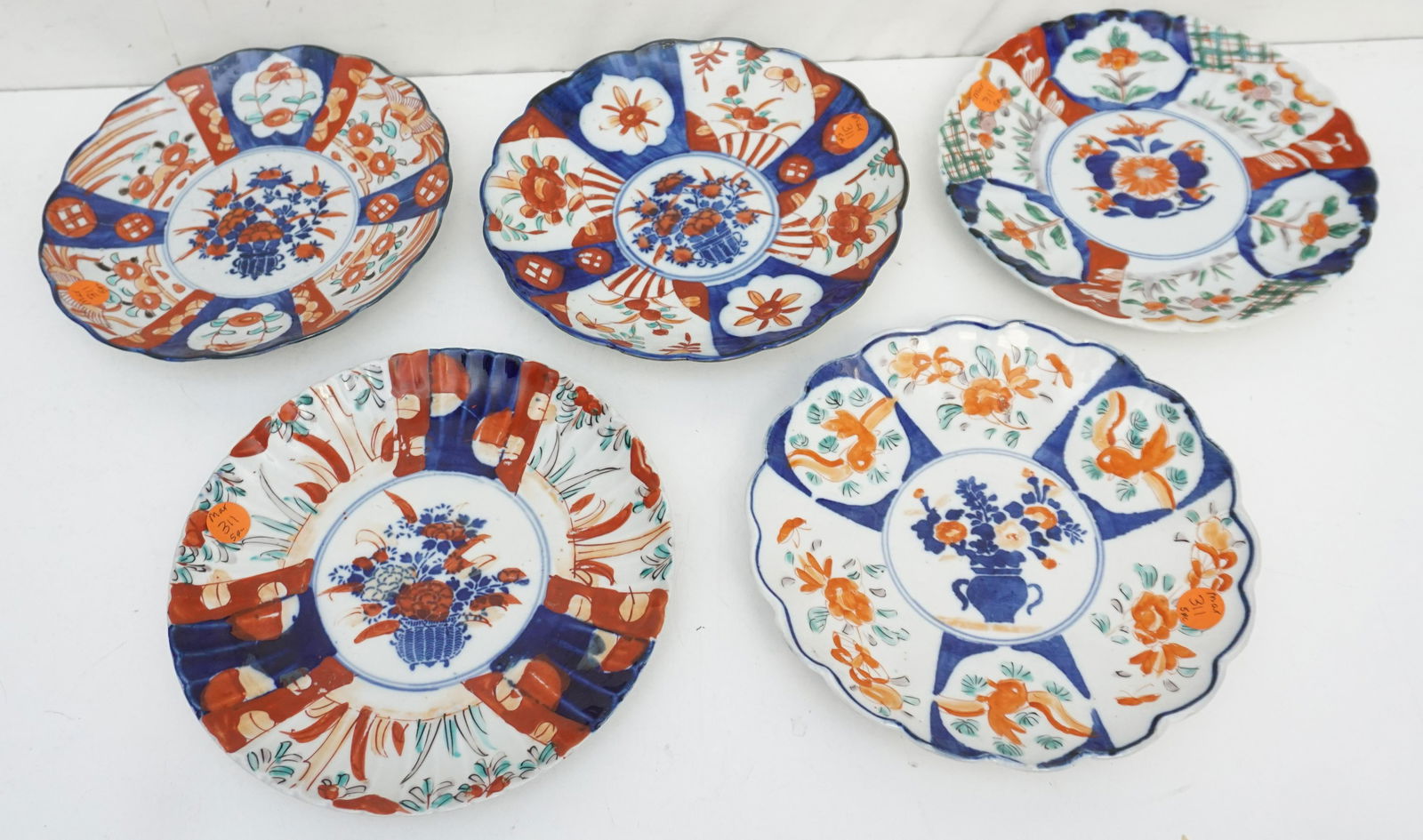 5 pc ANTIQUE / VINTAGE IMARI PLATES (1 of 7)
