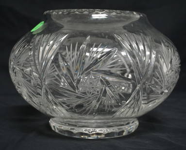 LARGE BRILLIANT CUT GLASS BOWL: Large Brilliant Cut and Etched Glass Bowl 8"x8"x6 1/2". Weight 5 pds. 2 oz. PROVENANCE: A Charleston Private Estate. NO IN HOUSE SHIPPING. *******Shipping on this item offered through, UPS (843) 203-3