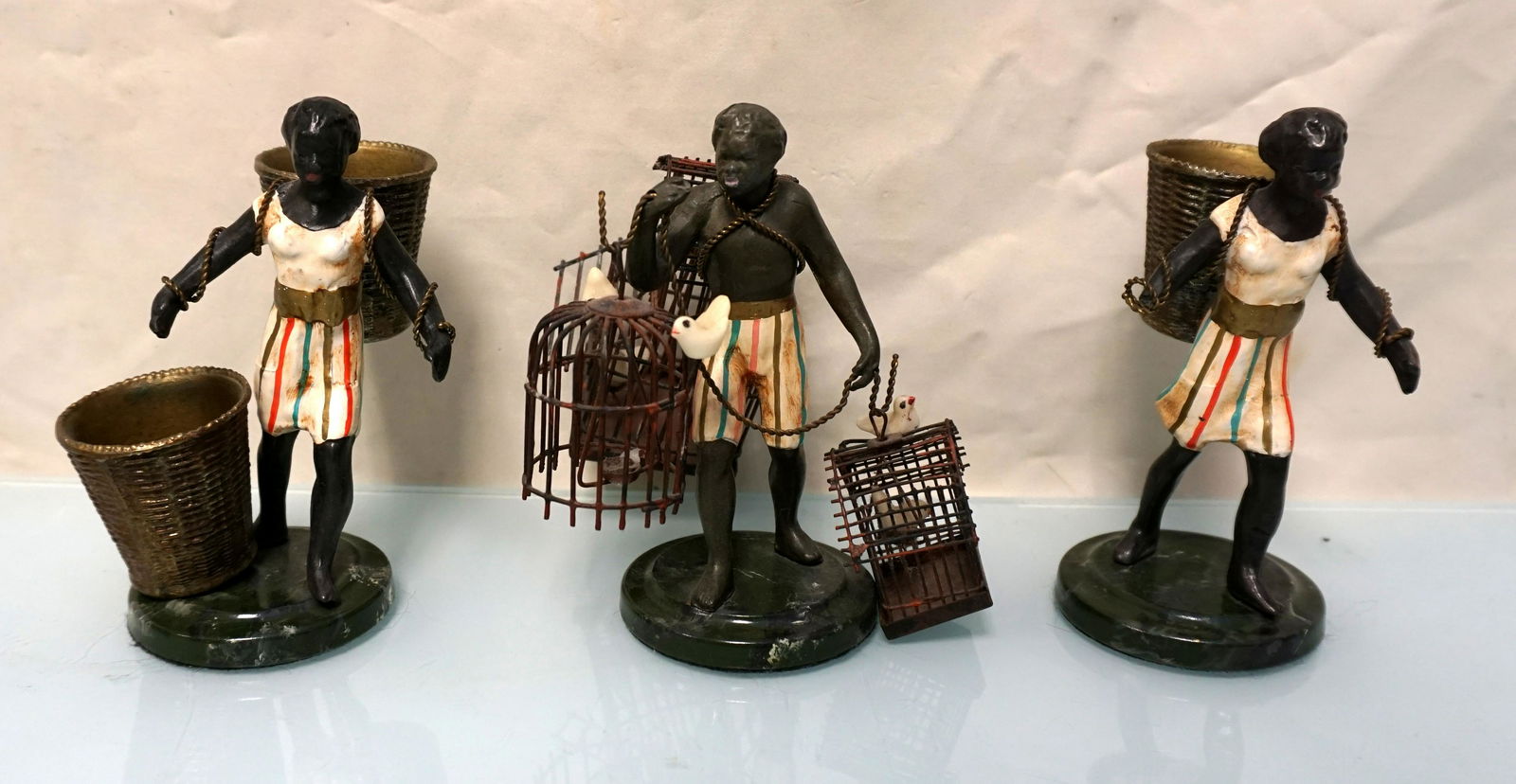 3 VINTAGE PETITE CHOSES NUBIAN FIGURES (1 of 7)