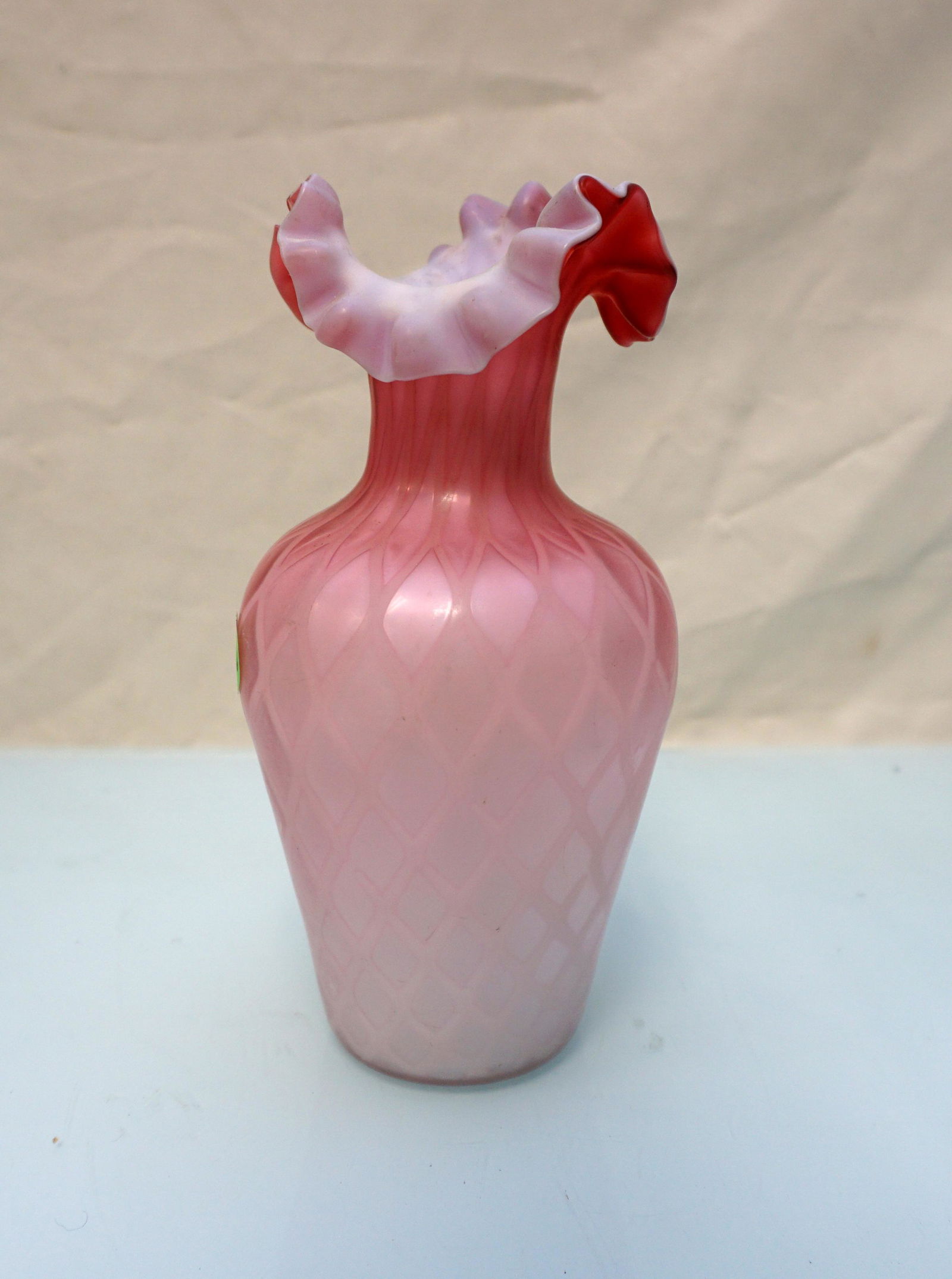 VICTORIAN ERA DIAMOND QUILTED VASE (1 of 6)