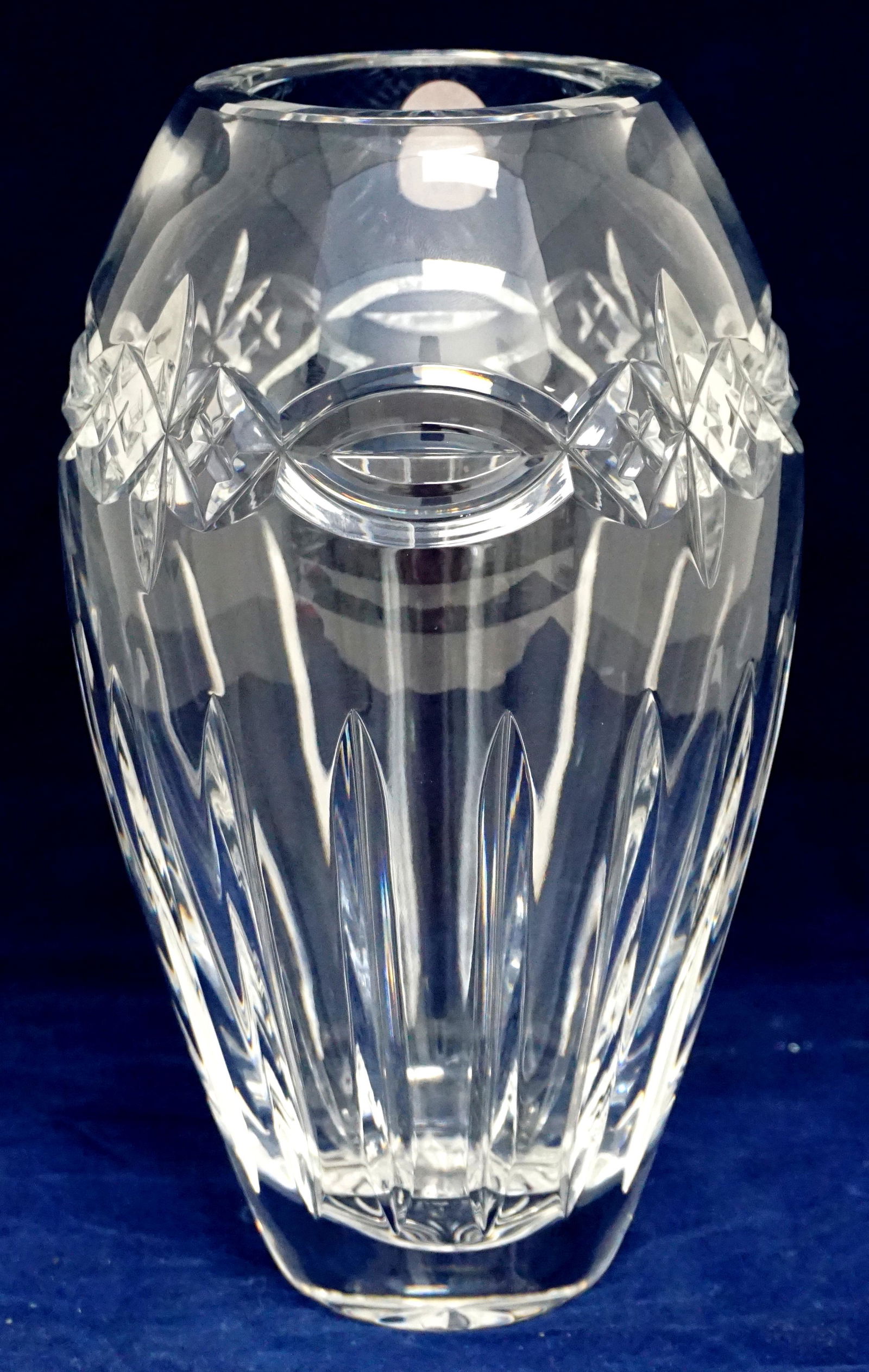 WATERFORD CUT CRYSTAL DOLMEN FLOWER VASE (1 of 6)