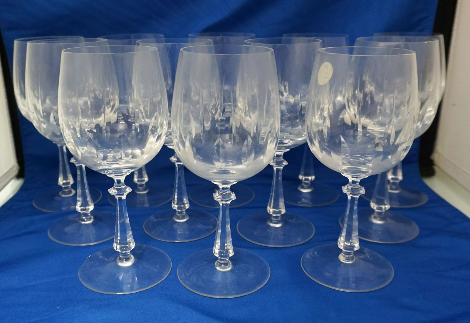 12 GORHAM TIVOLI CRYSTAL WATER GOBLETS: 12 Gorham Crystal Tivoli Water Goblets. Each 7". Weight on all 5 pds 12 oz. PROVENANCE: A Charleston Private Estate. NO IN HOUSE SHIPPING. *******Shipping on this item offered through, UPS (843) 203-3