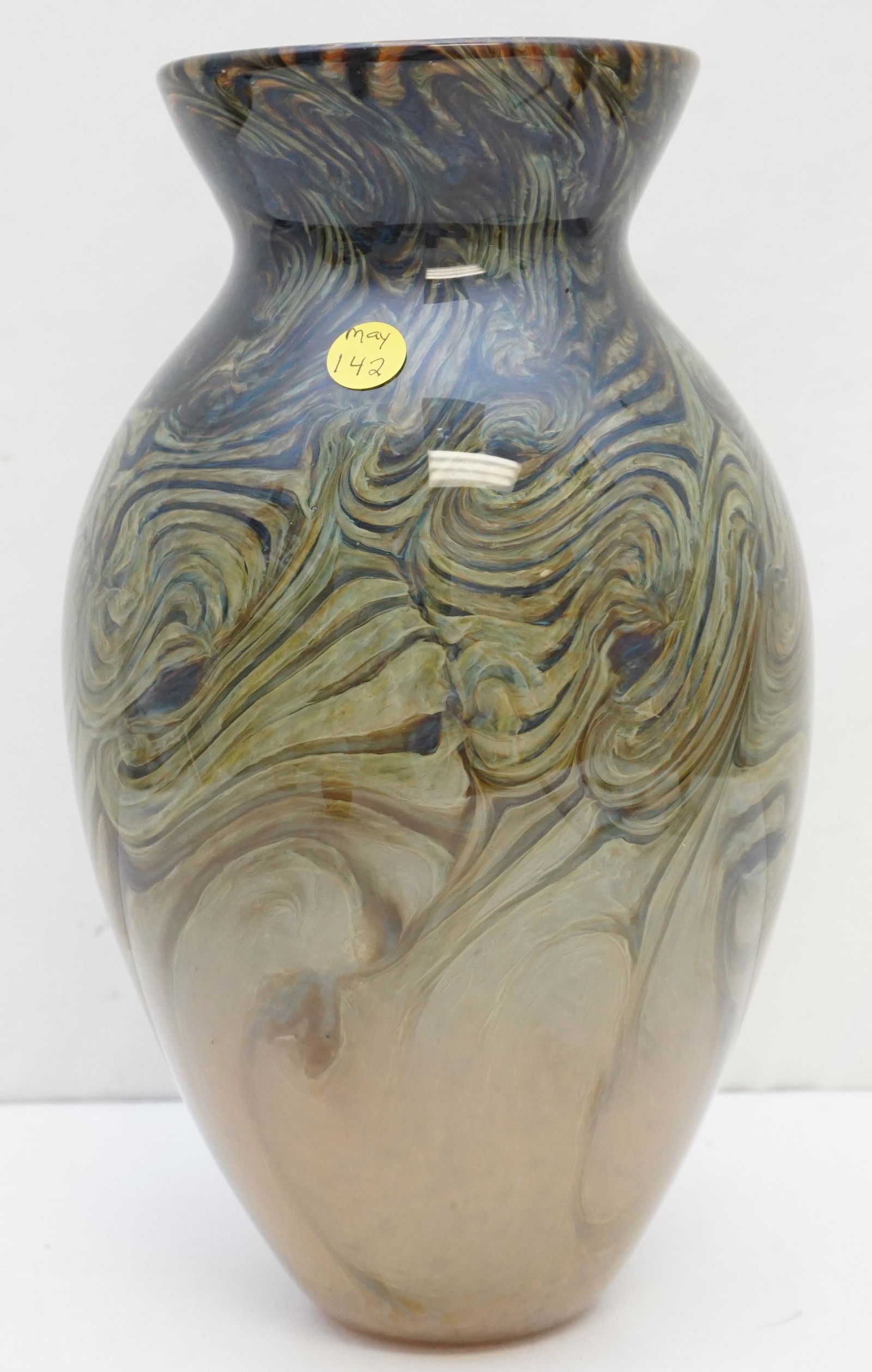 LARGE SIGNED STUDIO GLASS VASE PHILIP JACOBS (1 of 9)