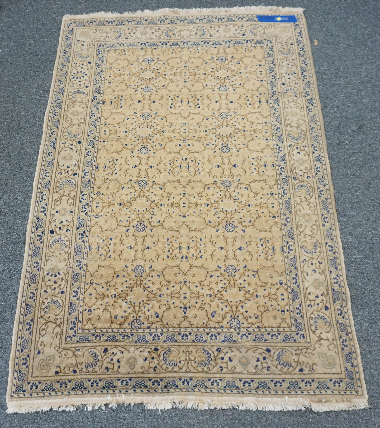 HAND KNOTTED OUSHAK TURKISH RUG (1 of 6)