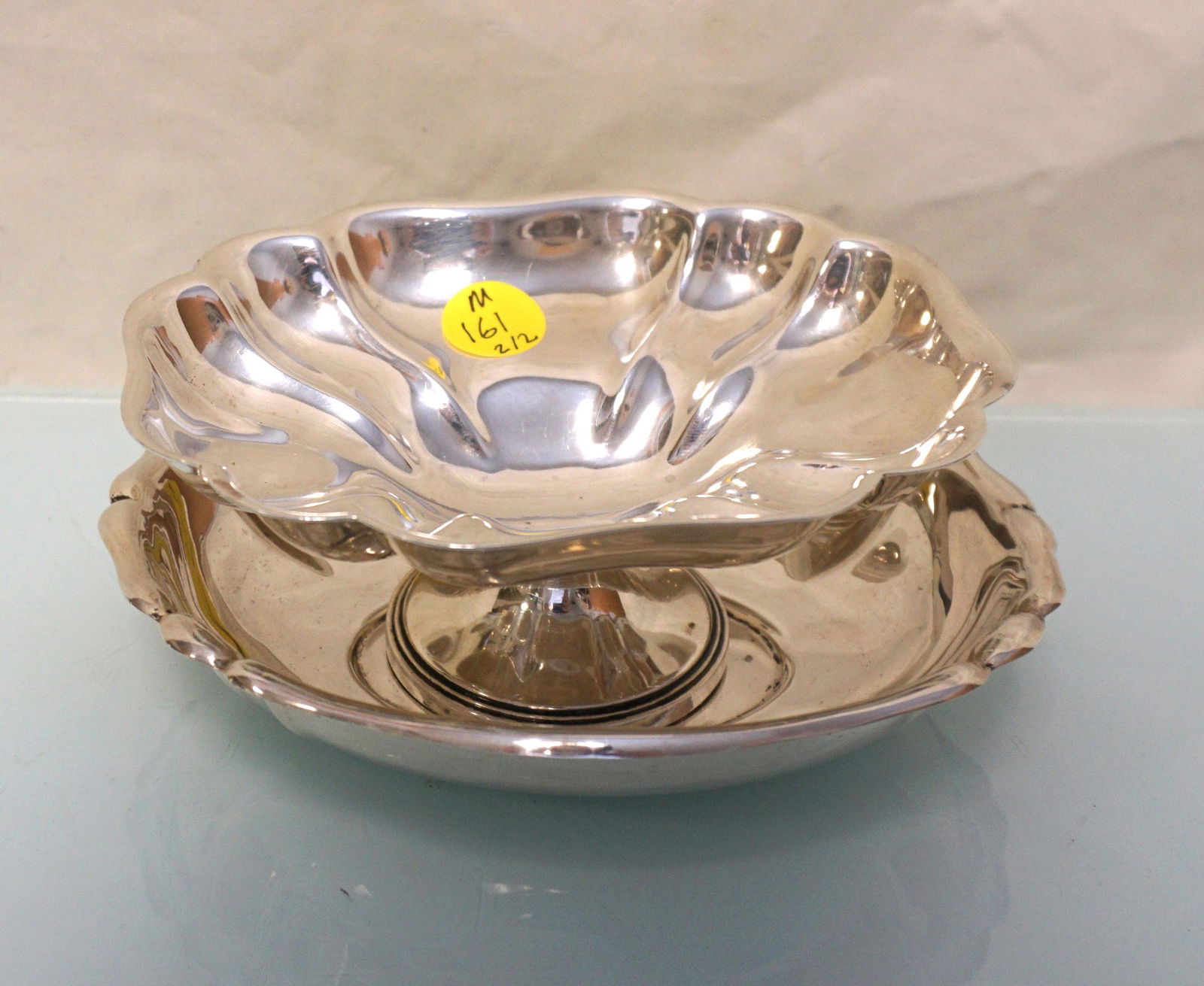 2 AMERICAN STERLING FOOTED DISH AND DISH (1 of 5)