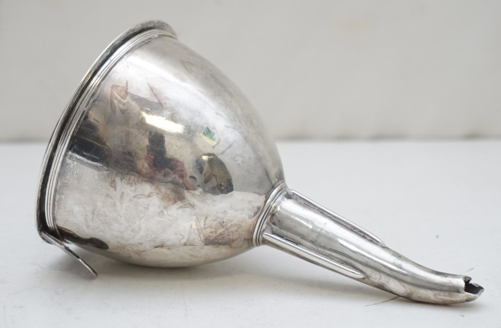 GEORGIAN ENGLISH STERLING WINE FUNNEL: Exceptional, fine and impressive antique George IV English sterling silver wine funnel. Measures 5". Approximate silver weight 96 grams.PROVENANCE: A Kiawah Island Private Estate.