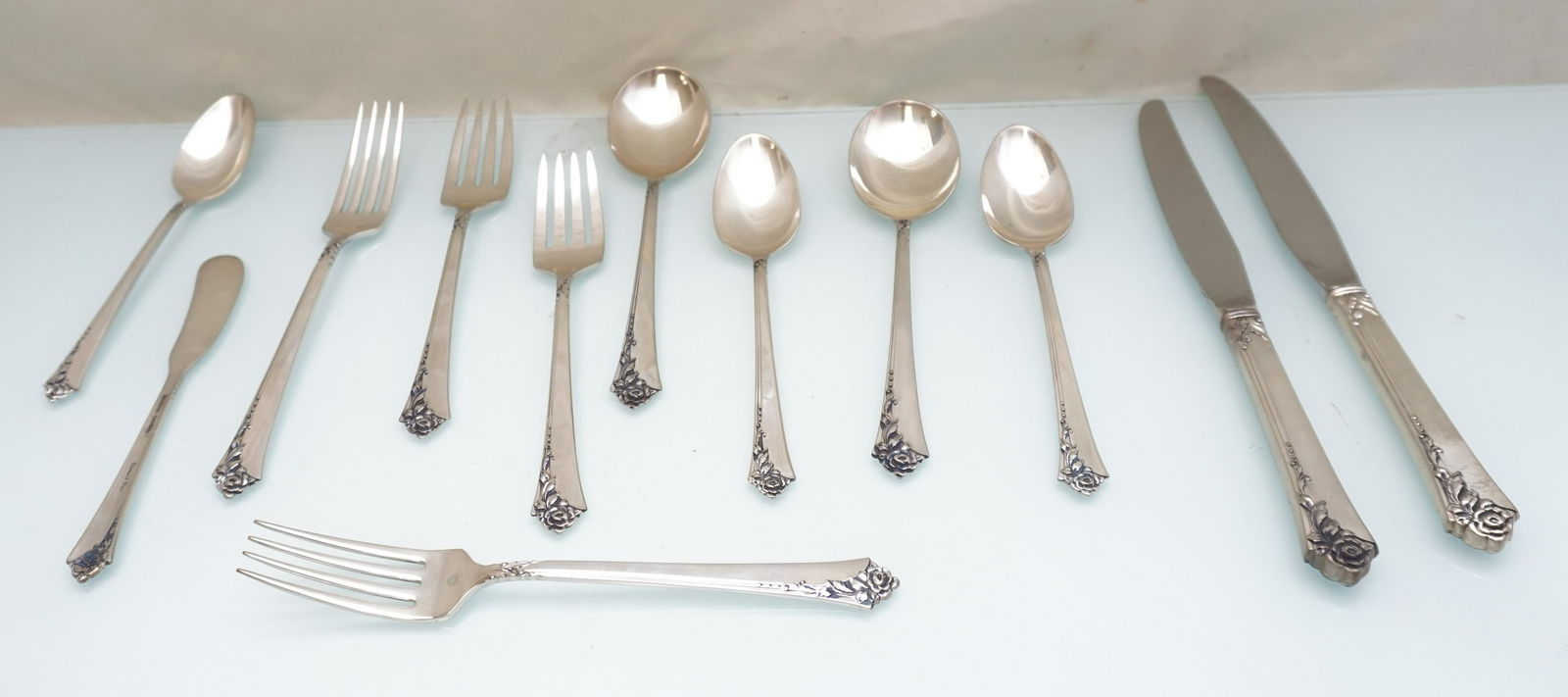 12 PC STERLING DAMASK ROSE FLATWARE (1 of 6)