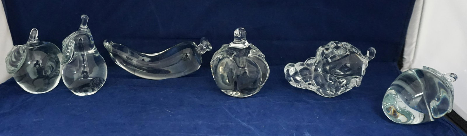 6 PC VINTAGE GLASS FRUIT DECOR (1 of 6)