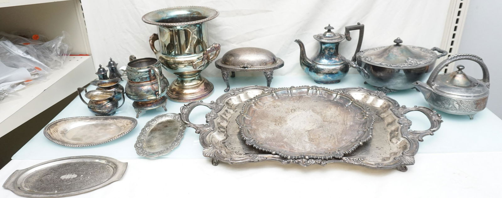 17 pc ANTIQUE SILVERPLATE TRAYS - TEAPOTS - CHAMPAGNE COOLER (1 of 6)