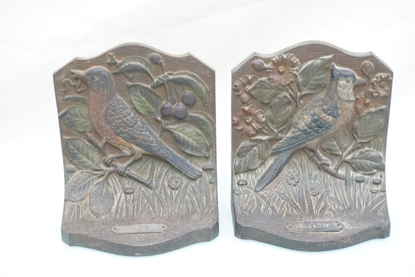 BRADLEY & HUBBARD CAST IRON SONGBIRD BOOKENDS (1 of 6)