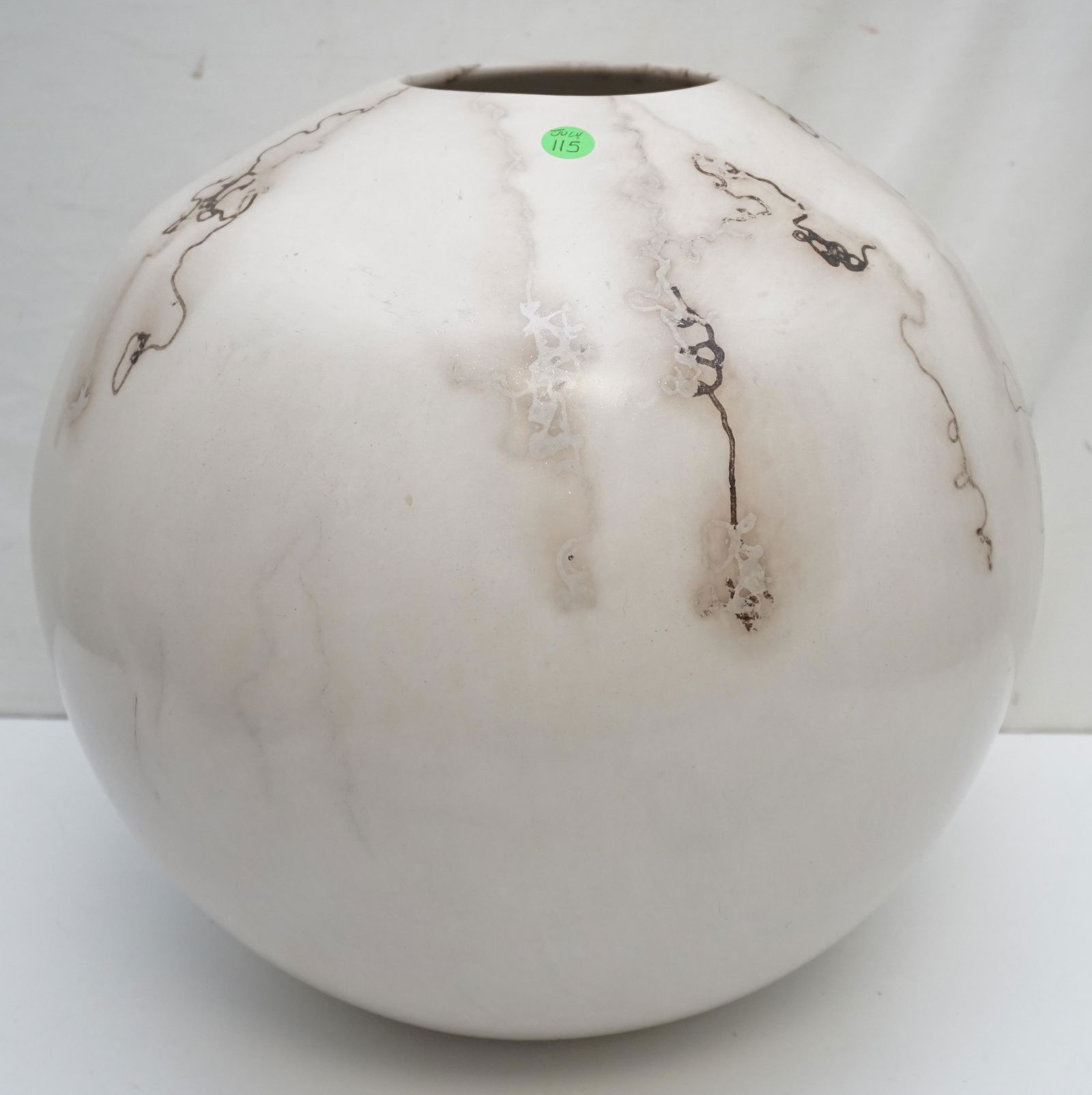 LARGE SIGNED MARY WITKOP EL SALTO NM WHITE CLOUD-FIRE POTTERY VASE W/ HORSEHAIR (1 of 9)