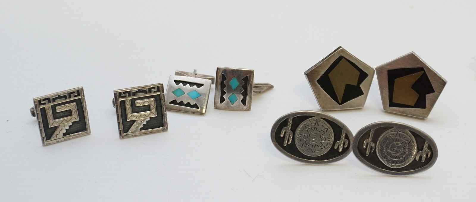 4 PAIR VINTAGE MID CENTURY STERLING TAXCO CUFFLINKS (1 of 4)