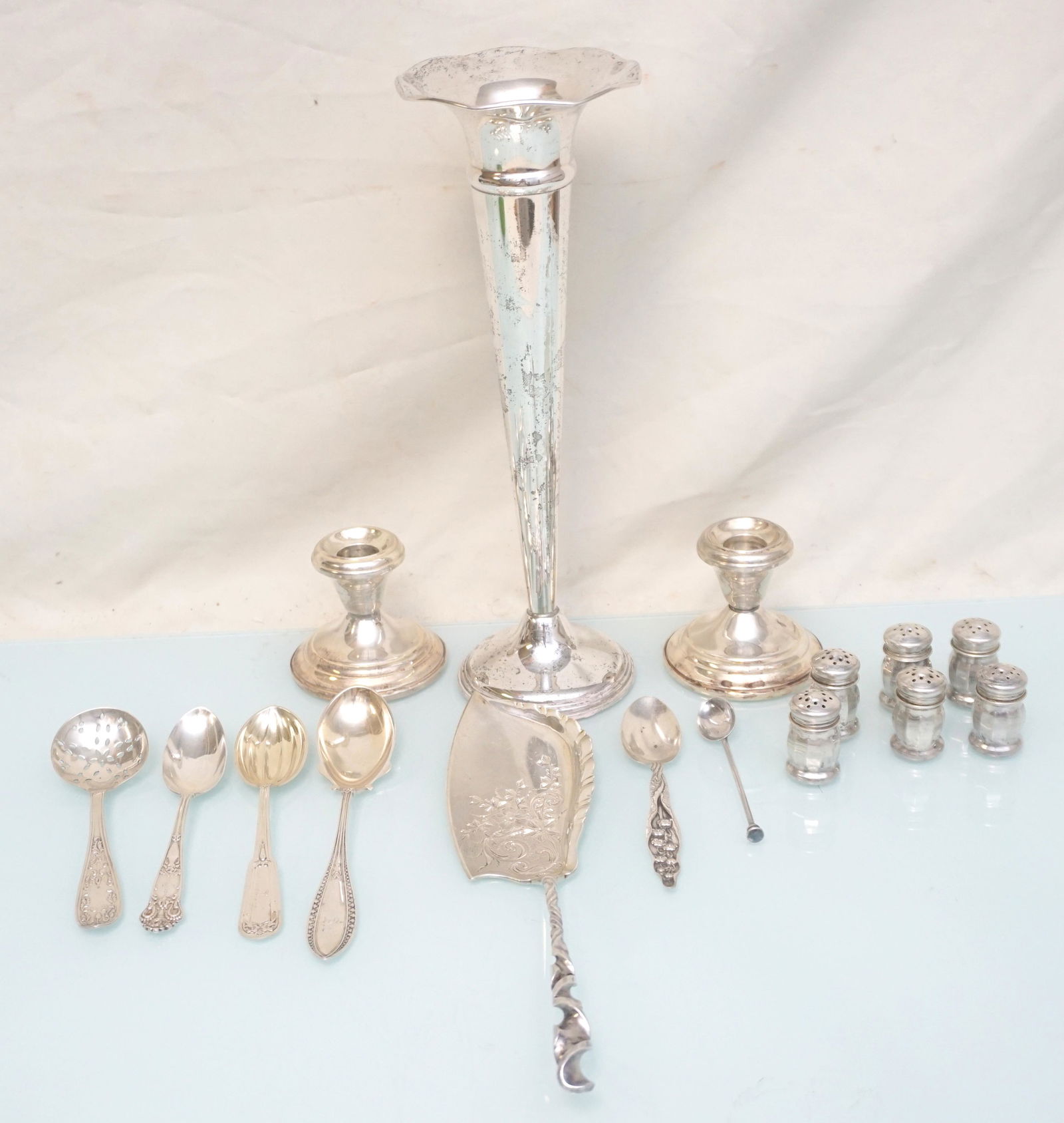 16 PC STERLING GROUPING FISH SERVER - SALTS - VASE (1 of 11)