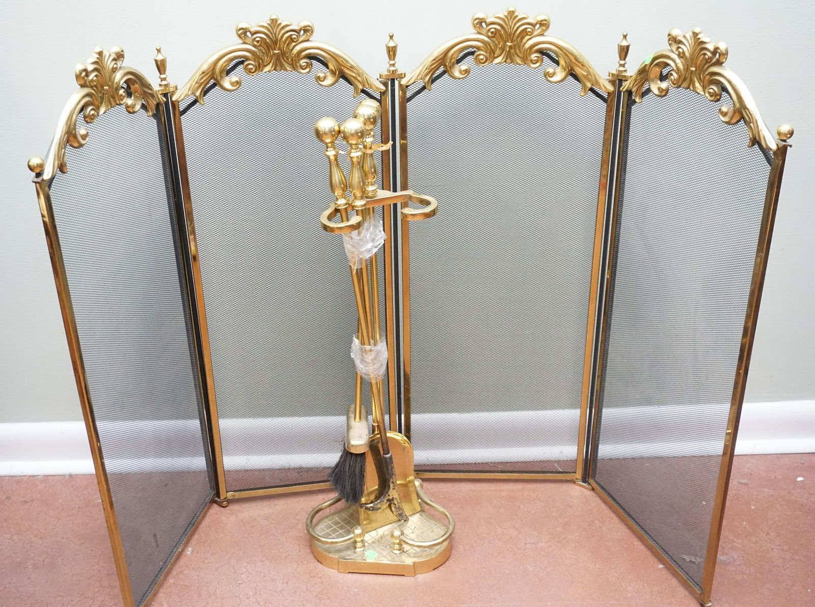 BRASS FIREPLACE SCREEN & TOOL SET (1 of 4)