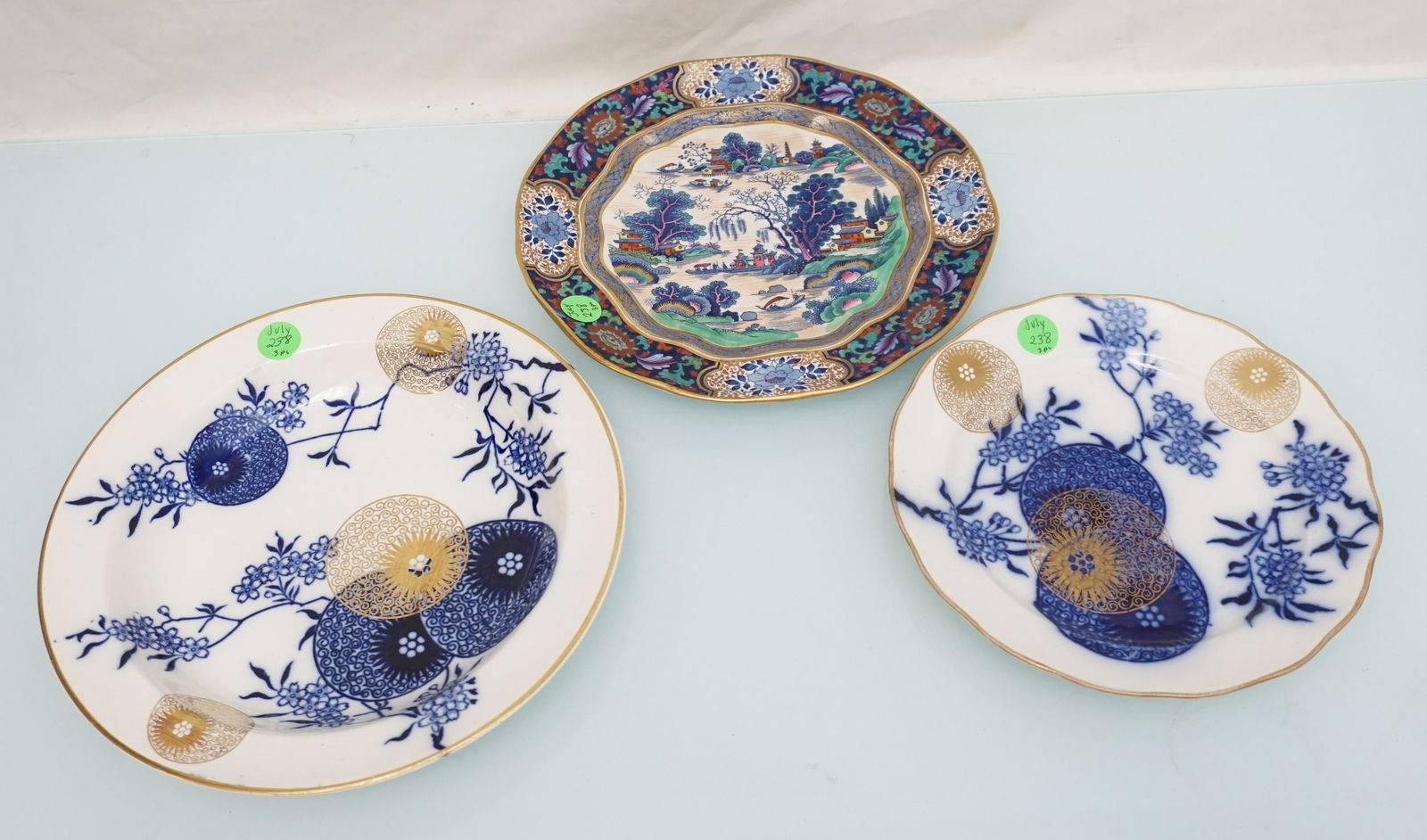 3 ANTIQUE ENGLISH CHINOISERIE PLATES (1 of 9)