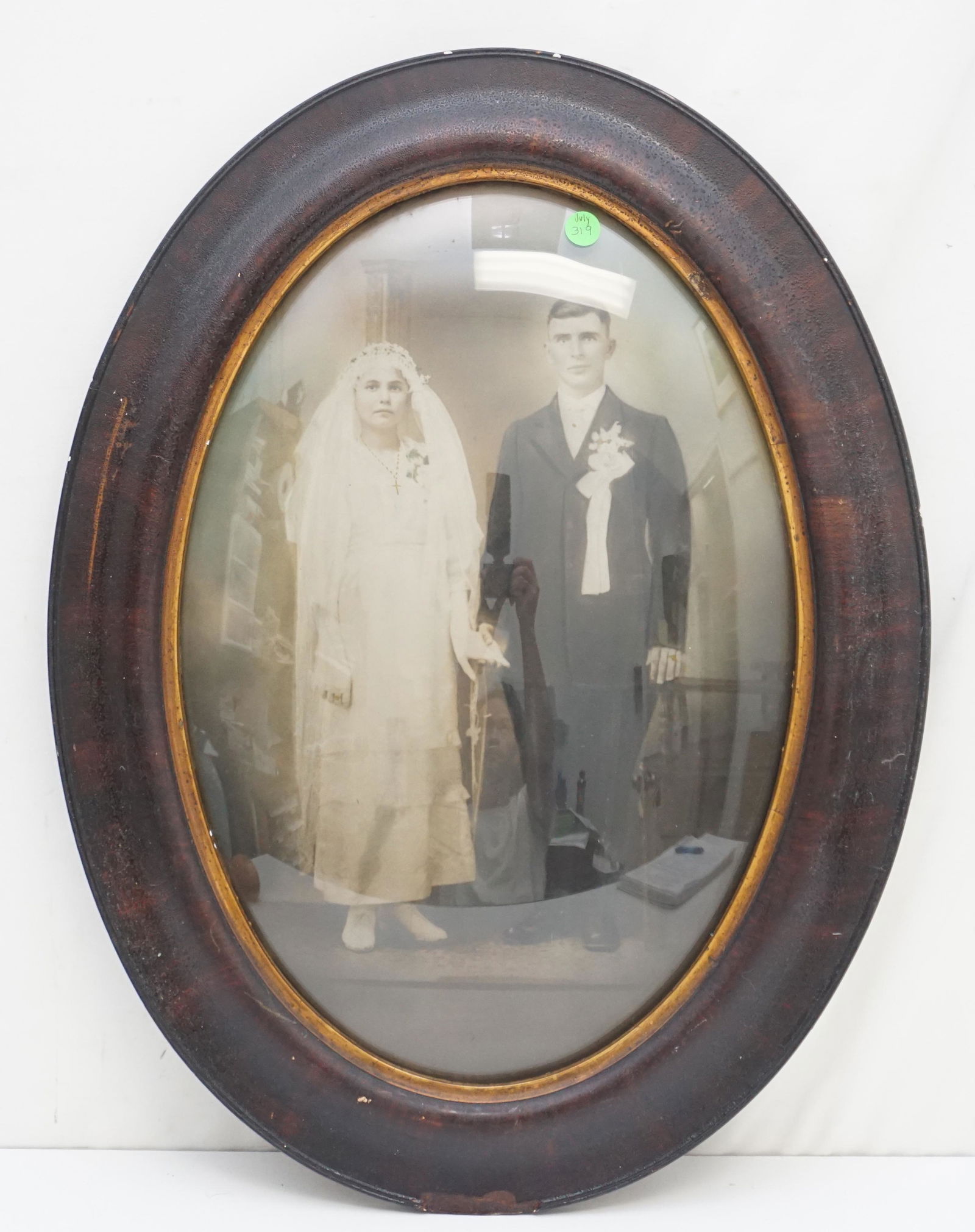 ANTIQUE WEDDING PHOTOGRAPH IN BUBBLE GLASS FRAME (1 of 4)