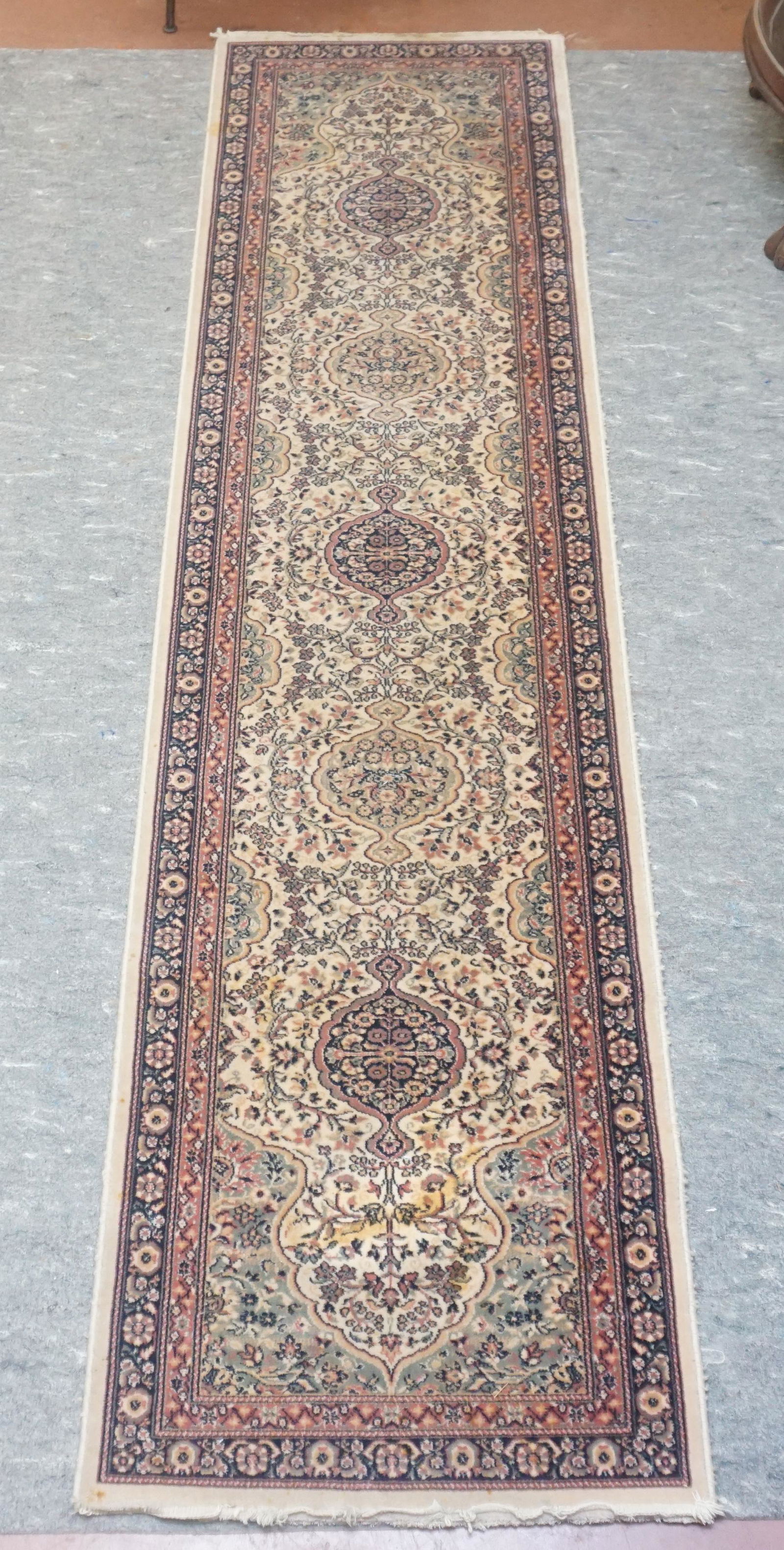 VINTAGE TABRIZ RUNNER (1 of 7)