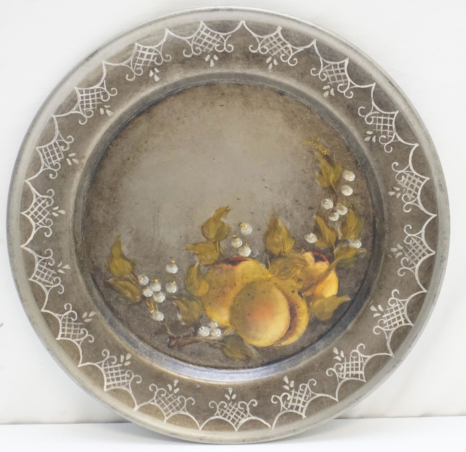 VINTAGE HAND PAINTED TOLE PLATE (1 of 3)