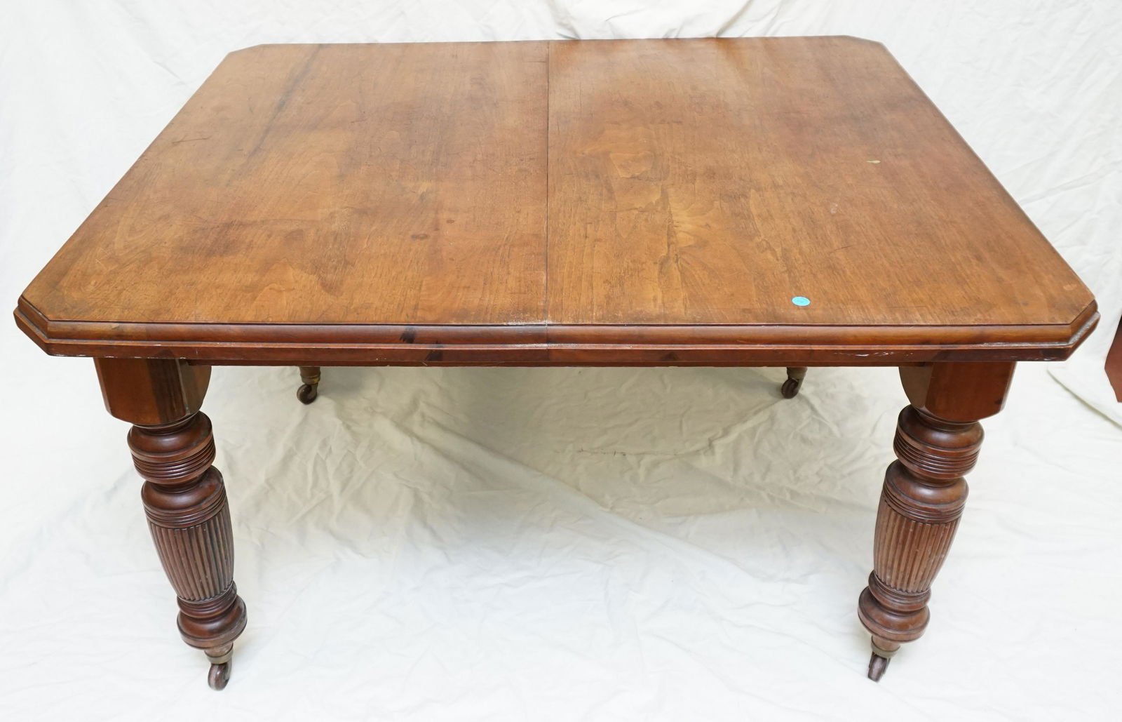 ANTIQUE MAHOGANY BREAKFAST / DINING TABLE (1 of 10)