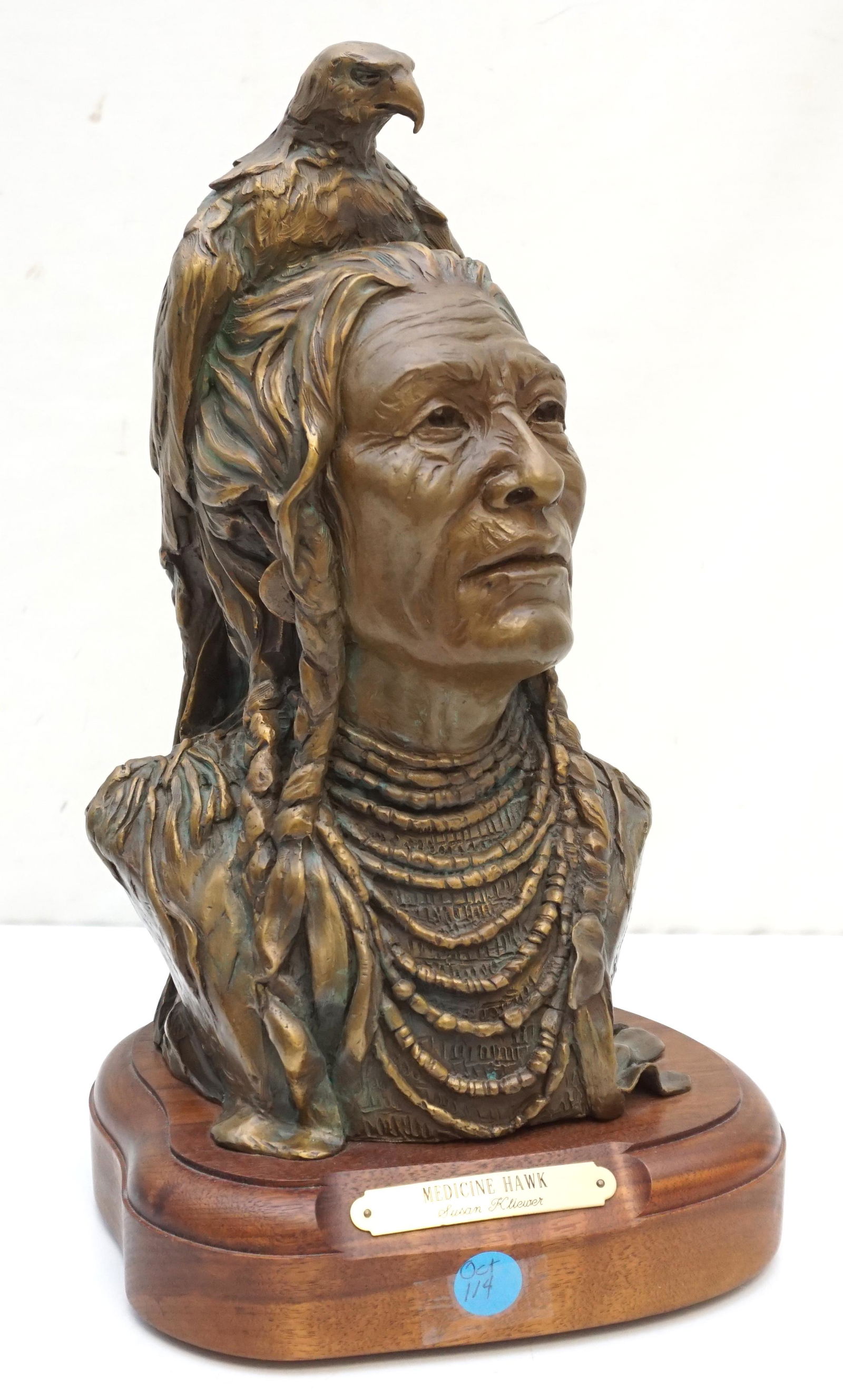 SUSAN KLIEWER BRONZE MEDICINE HAWK (1 of 6)