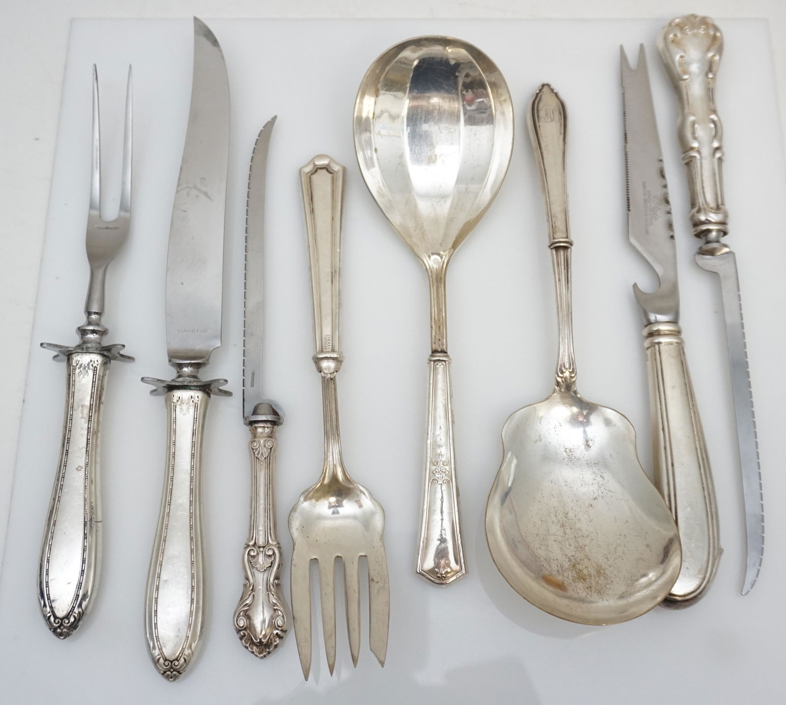 8 PC ANTIQUE STERLING HANDLE FLATWARE (1 of 5)