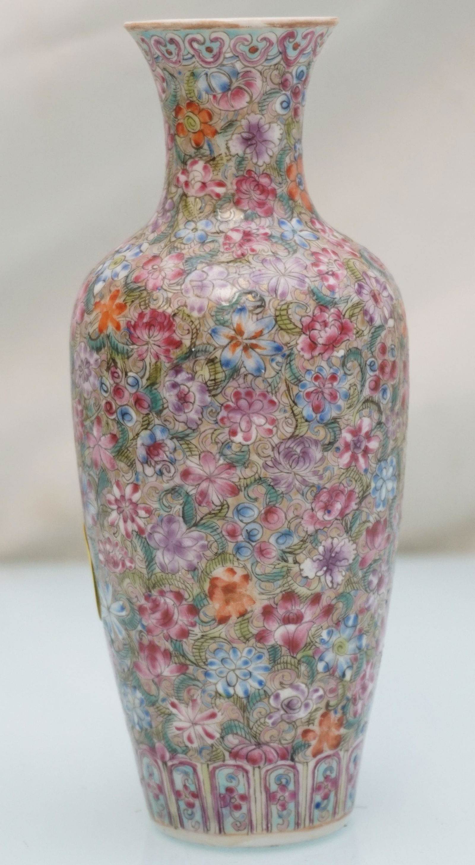 QIANLONG FAMILLE ROSE "FLOWERS" VASE (1 of 8)
