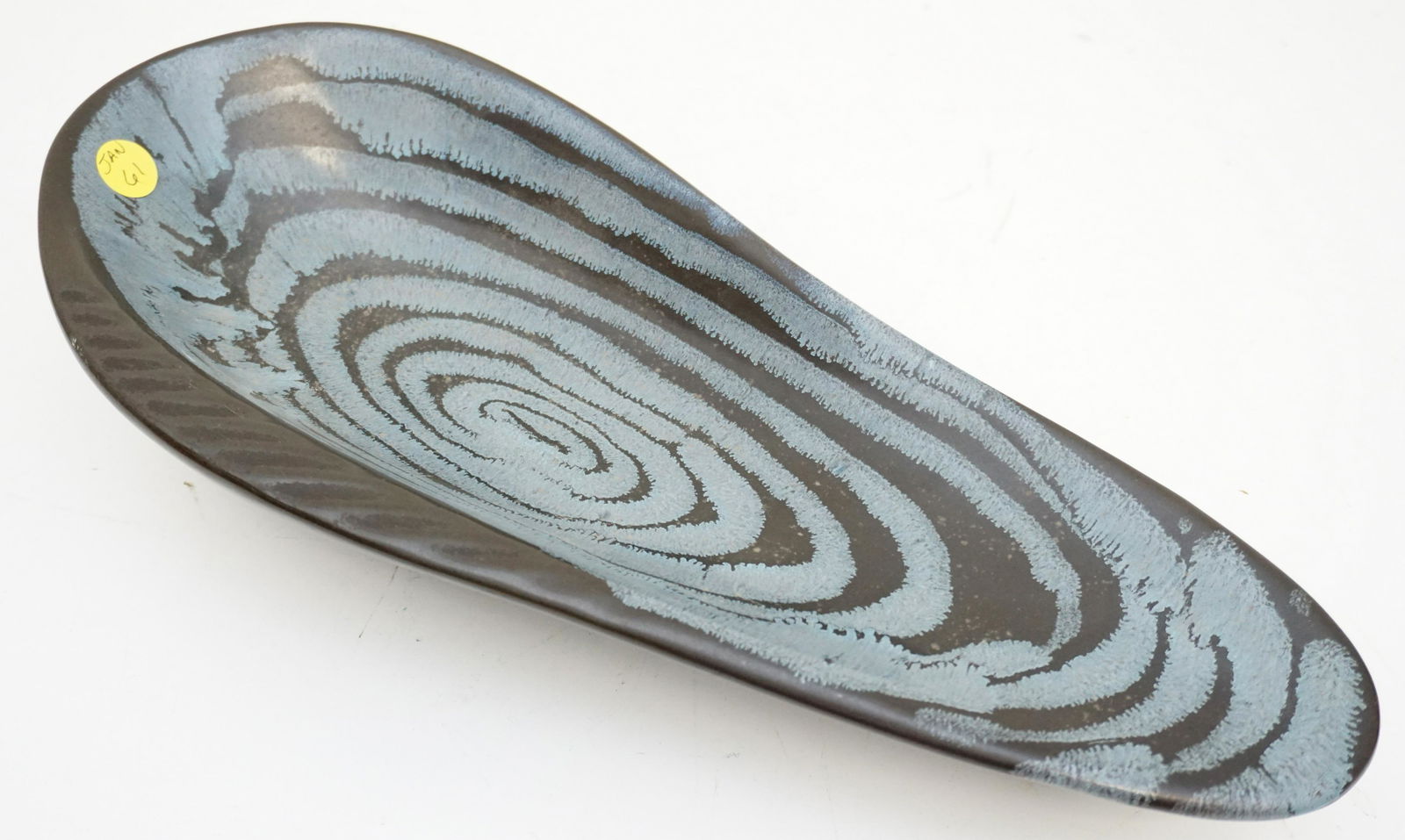 MCM LARGE POTTERY FOOTED BOWL (1 of 5)