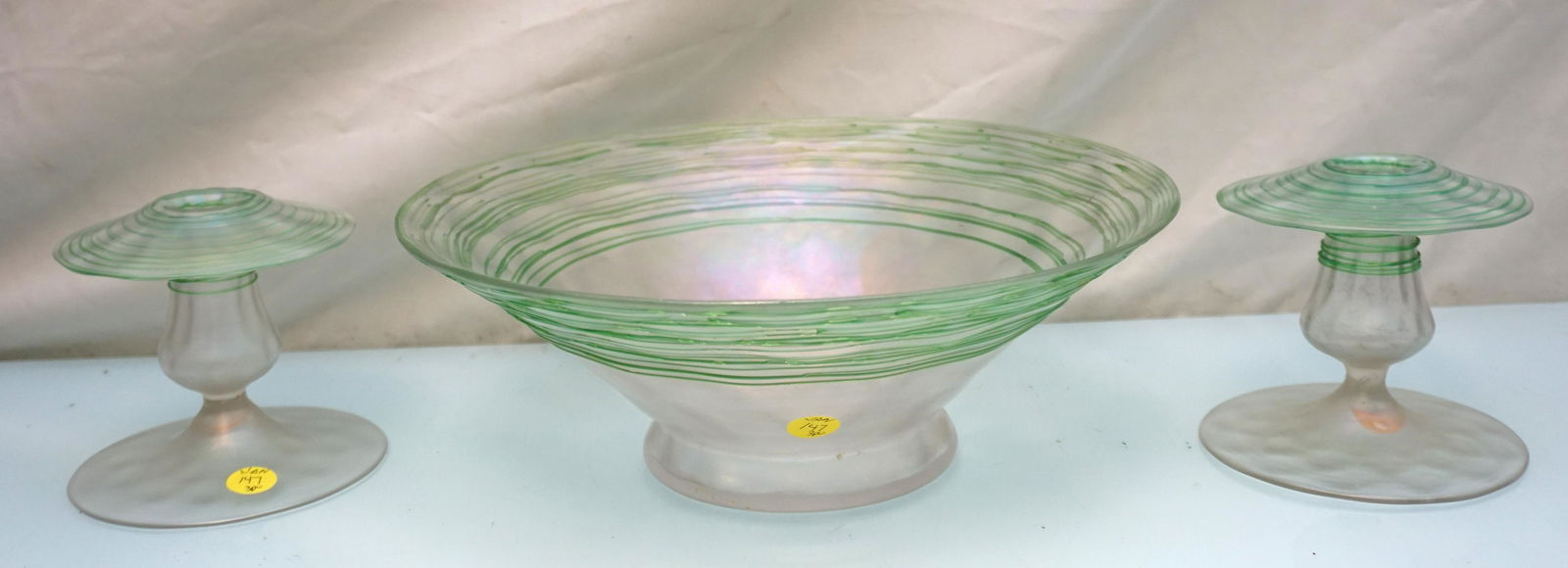 3 PC STEUBEN VERRE de SOIE w/ GREEN READING (1 of 8)