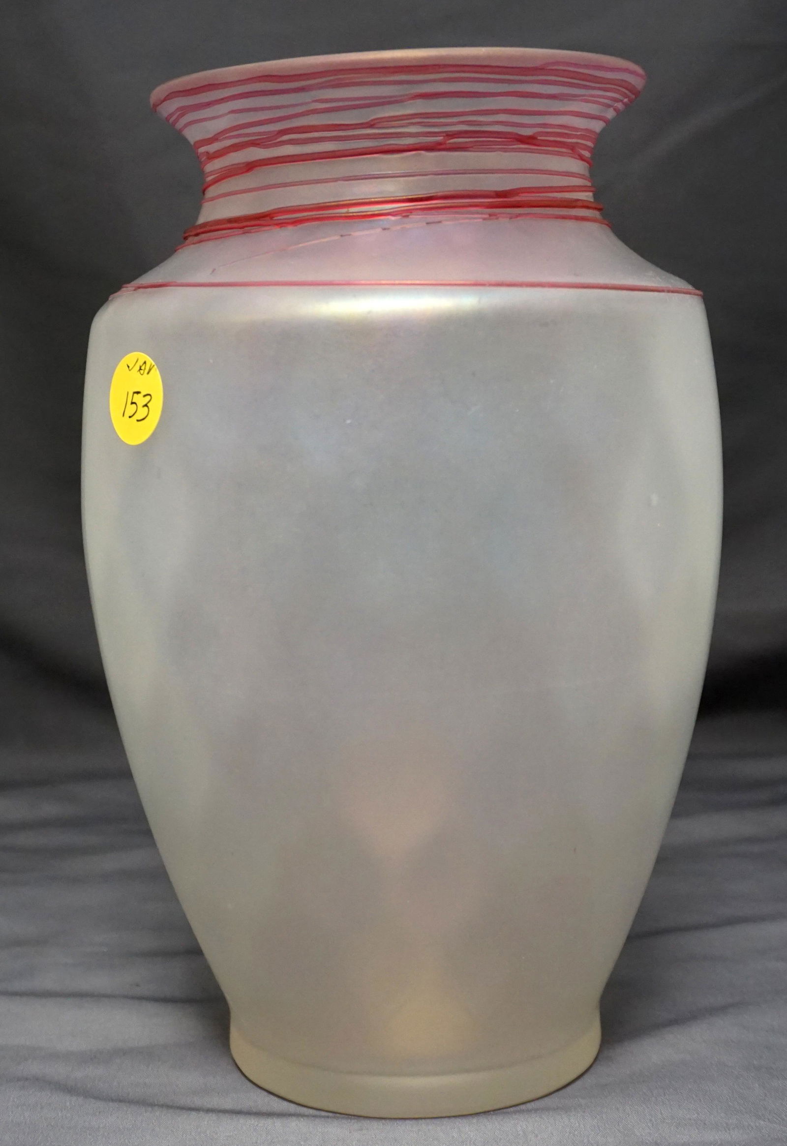 STEUBEN VERRE de SOIE w/ ROSE REEDING VASE (1 of 5)