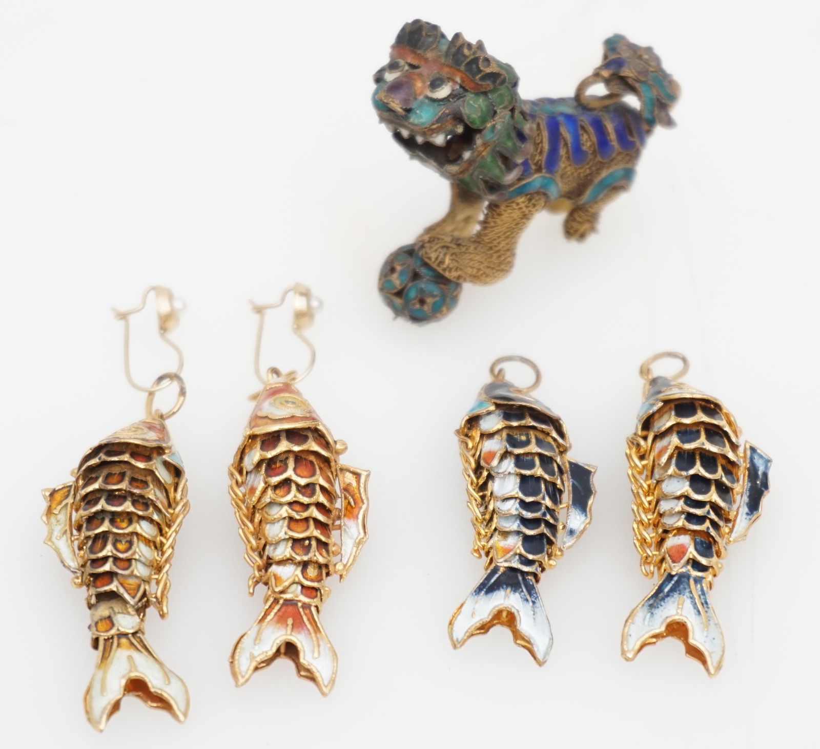 2 PAIR ENAMELED FISH EARRINGS & ANTIQUE MINIATURE FOO (1 of 7)