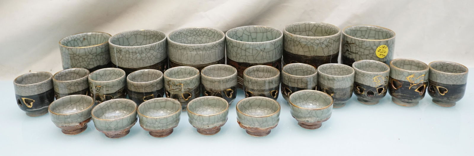 24 PC SOMAYAKI MID CENTURY TEA / SAKI (1 of 7)