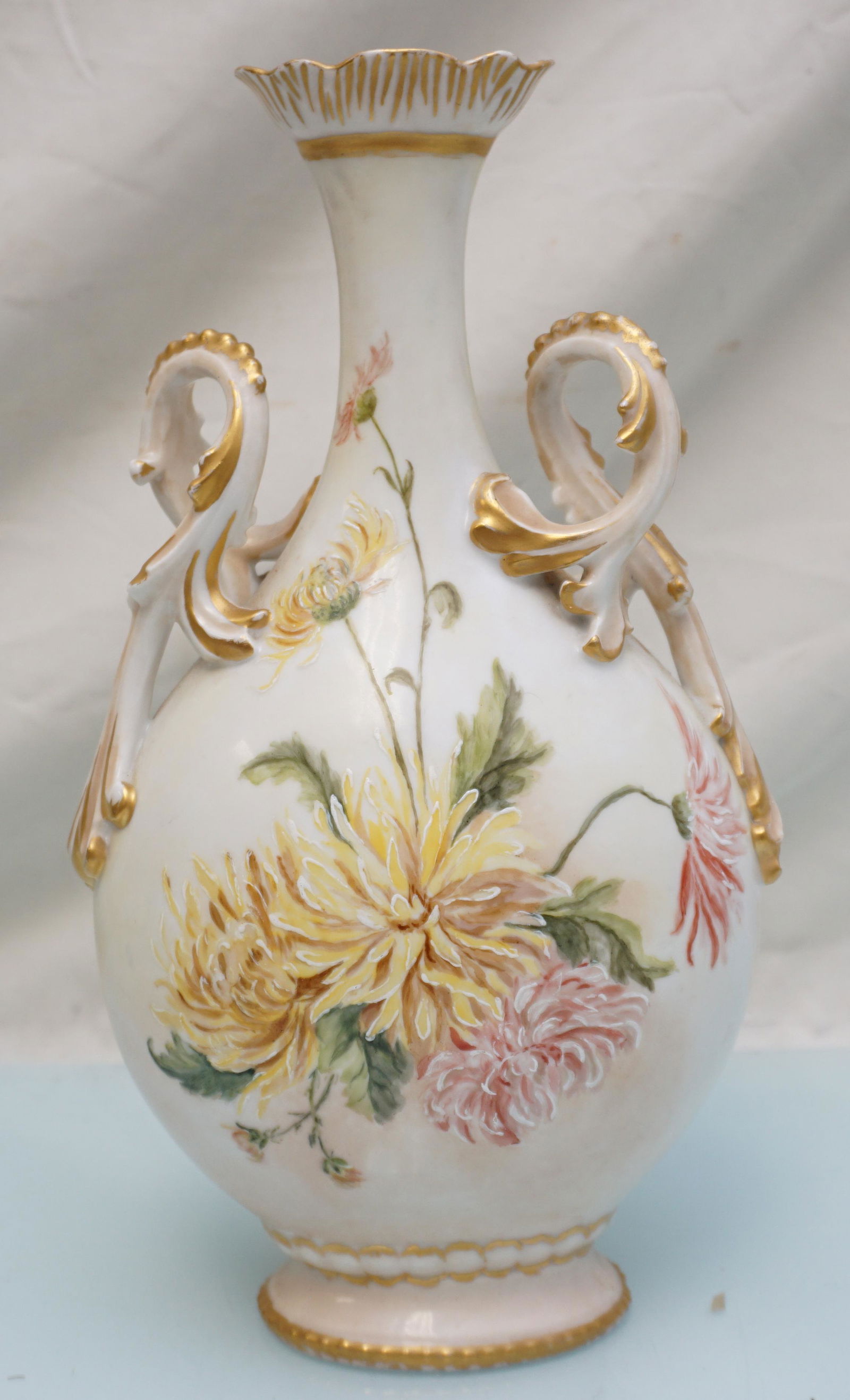 ELITE LIMOGES HAND PAINTED CHRYSANTHEMUM VASE (1 of 9)
