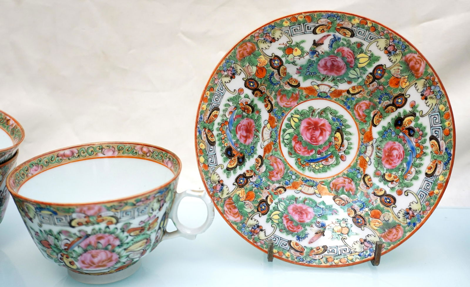 18 PC 19th c ROSE CANTON CUPS & SAUCERS (1 of 14)