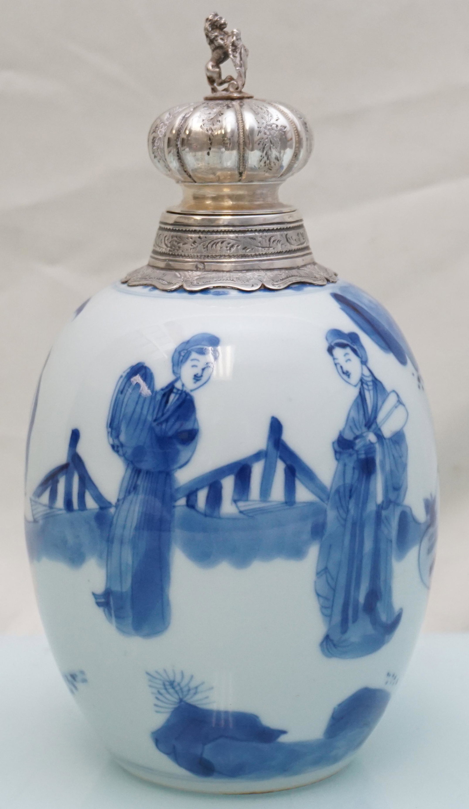 DUTCH SILVER MOUNTED KANGXI BLUE & WHITE TEA CADDY (1 of 9)