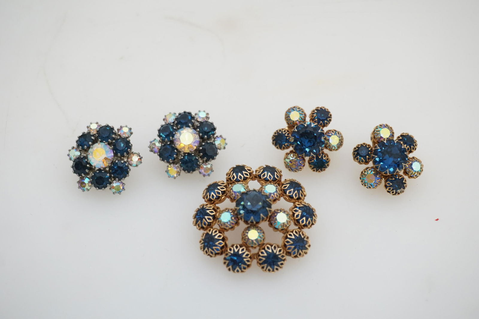 AUSTRIAN COLORED RHINESTONE DEMI PARURE (1 of 5)
