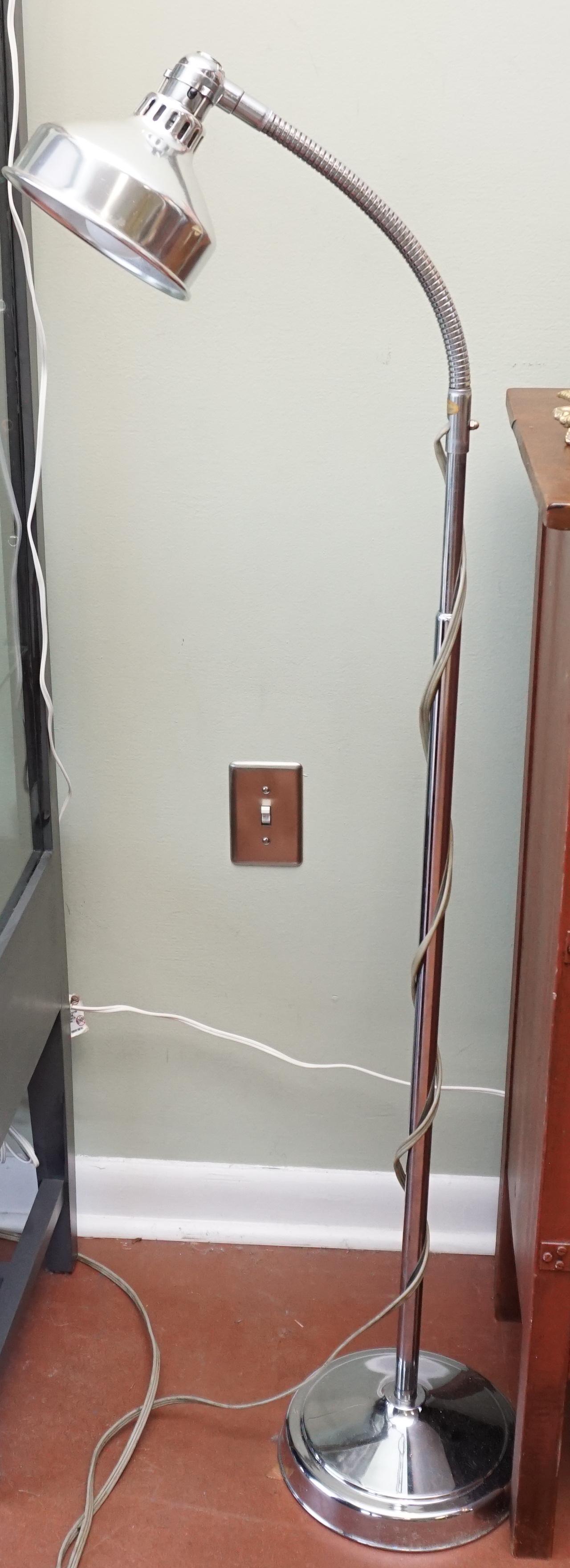 AJUSCO MCM CHROME INDUSTRIAL GOOSENECK FLOOR LAMP (1 of 4)