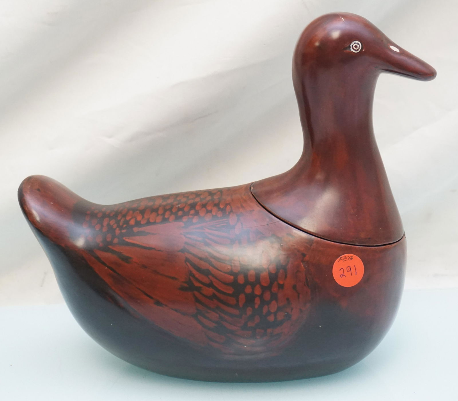 CHINESE LACQUER DUCK BOX (1 of 9)