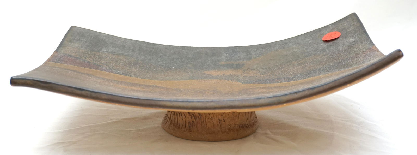 MCM POTTERY RECTANGULAR FOOTED DISH (1 of 3)