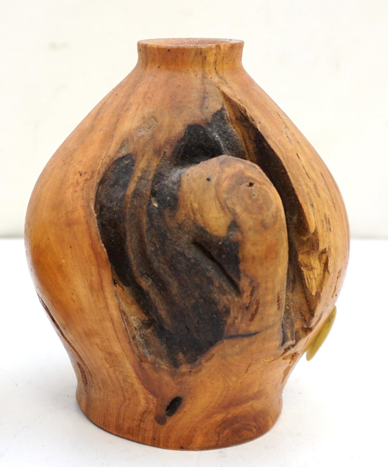 TURNED BURL WOOD VASE SIGNED (1 of 7)