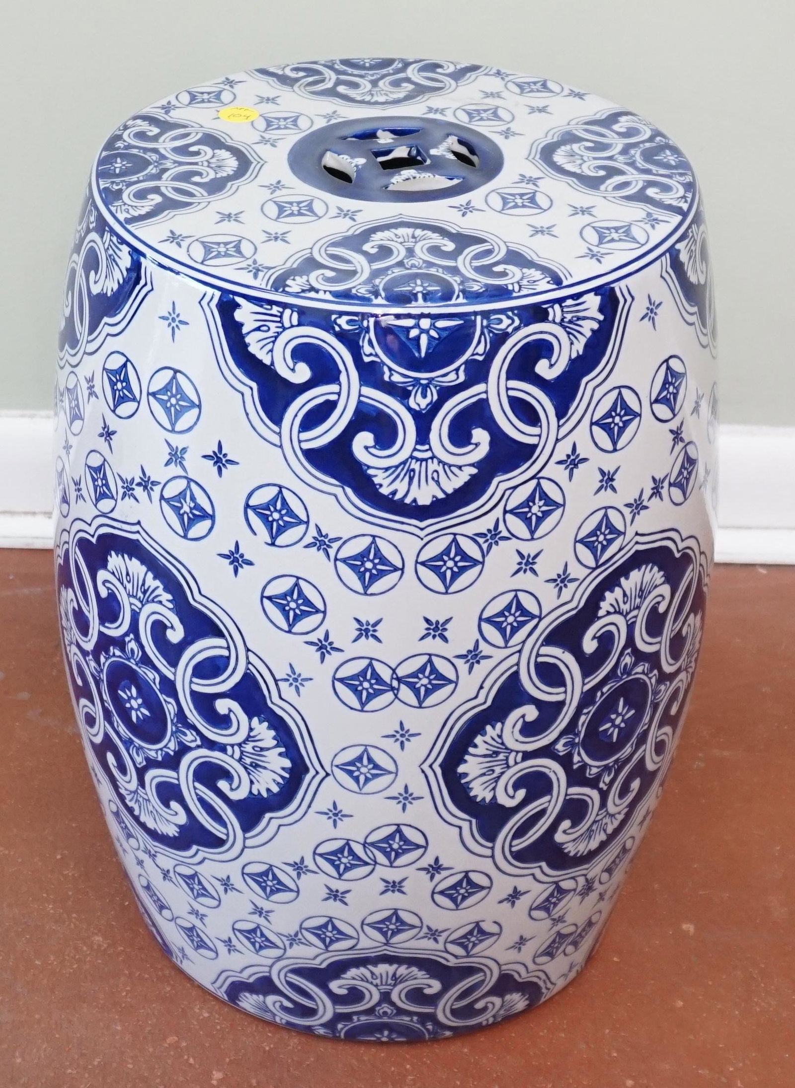 CHINESE BLUE & WHITE PORCELAIN GARDEN STOOL: Chinese Blue & White Porcelain Garden Stool. Measures 12"x12"x17". Weight approx 9 pds. PROVENANCE: A Private Charleston SC Estate. NO IN HOUSE SHIPPING. *******Pickup or Shipping on this item offered