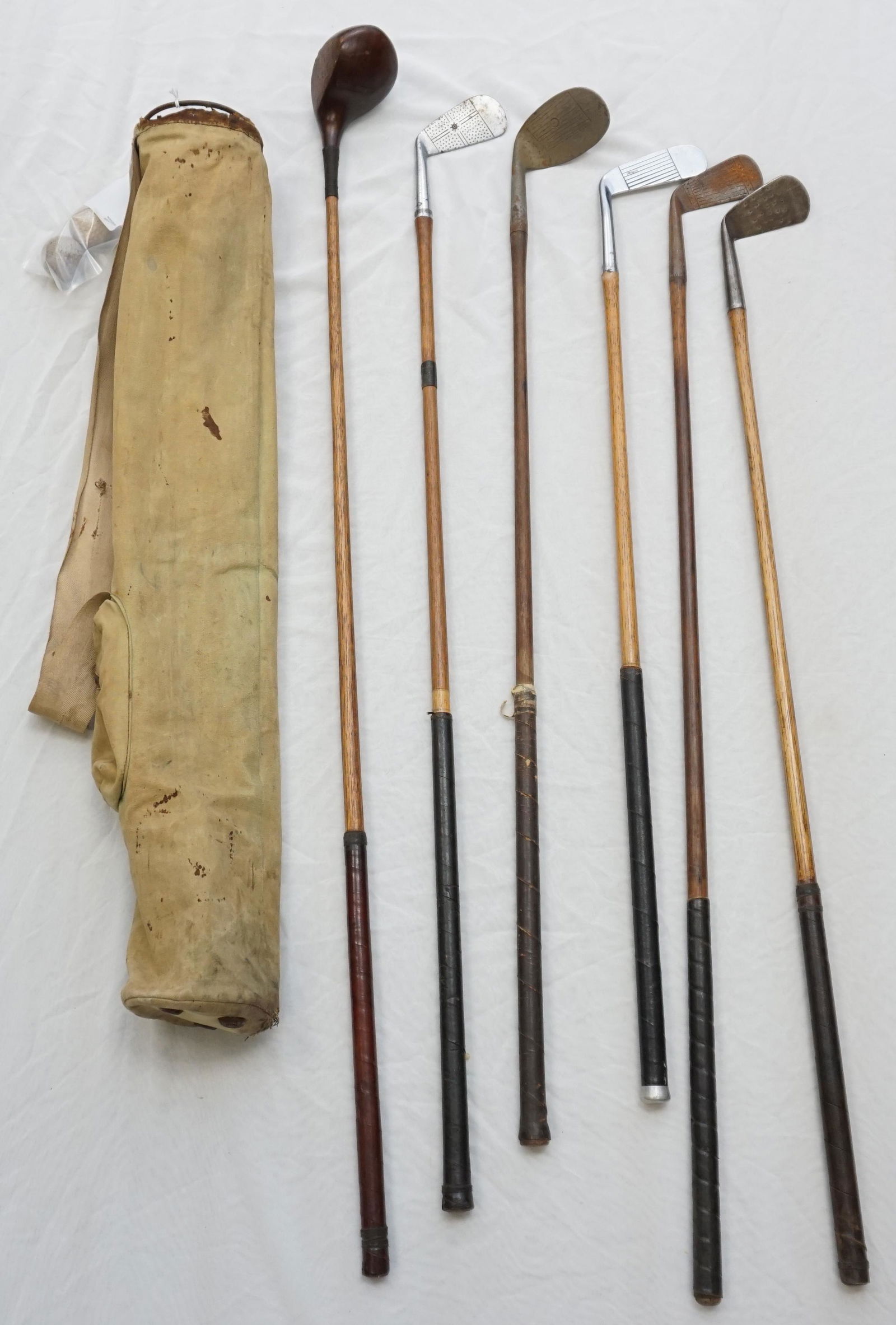 6 ANTIQUE GOLF CLUBS PLUS (1 of 12)